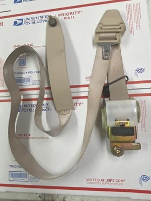 Grand Marquis Town Car Crown Vic 2000 cinturón de seguridad delantero derecho retractor pergamino Foto 1 de 4