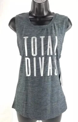 Camiseta sin mangas Tapout para mujer ropa deportiva talla M entrenamiento plateada con gráficos "Total Divas" Foto 1 de 4