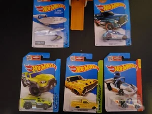 2015 Hot Wheels lot - Picture 1 of 7