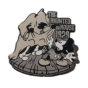 Dis Store 100 Years of Dreams #38 Mickey & Death Haunted House (1929) Pin 7586 - Picture 1 of 4