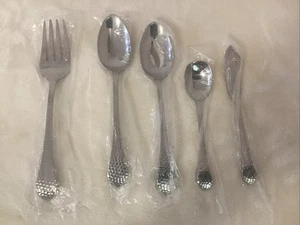 Wallace gehämmert 18/0 Edelstahl Besteck 5 Stück Hostess Service Set Tip Down - Bild 1 von 15