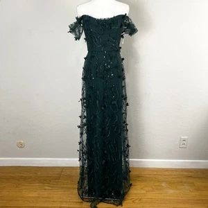 Vestido Formal Colección Dessy Talla 2 Reg 3D Bordado Verde Fuera del Hombro - Imagen 1 de 12