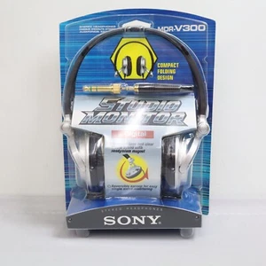 New Sony 3-241-879-11 MDR-V300 Ear Cup Headphones Made in Japan MDR-V300 Sealed - Picture 1 of 5