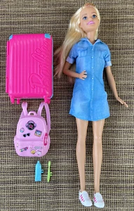 2019 Barbie Travel Doll #FWV25 INCOMPLETE Doll & some accessories - Picture 1 of 16