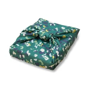 Furoshiki Fabric Gift Wrap Cloth 'Concerto' - Green Animal Print 75x75cm - Picture 1 of 2