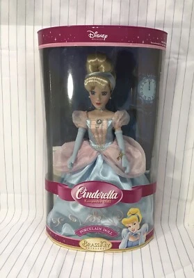 Muñeca Disney Cenicienta 2004 porcelana 16" nueva en paquete recuerdos de llaves de latón Foto 1 de 4