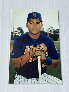 Edgardo Alfonzo 1995 New York Mets Team Issue Autograph Auto Signed Postcard MLB - Picture 1 of 3