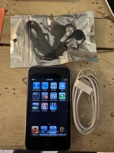 Apple iPod Touch 2nd Gen 8GB BLACK USED BUNDLE MC086C STRONG BATTERY - Picture 1 of 24