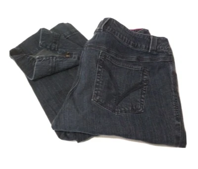 Jeans capri Venezia para mujer 36x25 medidos  Foto 1 de 4