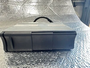 GENUINE RANGE ROVER VOGUE L322 4.4 TDV8 2007 CD AUTO CHANGER AH42-18C830-AA - Picture 1 of 5