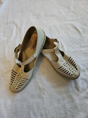 Zapatos Mocasines Rieker Mujer 10M Antiestrés Correa en T Mary Jane Cuero Blanco.  GWSB Foto 1 de 4