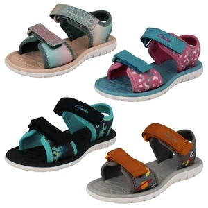 Niños Clarks Patrón Detallado Ajustable Sandalias Surf Ajustado - Imagen 1 de 37