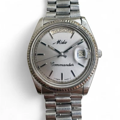 Bisel estriado suizo vintage Mido Commander President 8299 automático '96 reparado Foto 1 de 4
