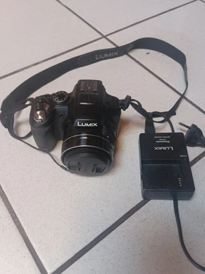  Appareil Photo Panasonic LUMIX DMC-FZ300 12,1 Mpix Bridge - Noir - Photo 1/4