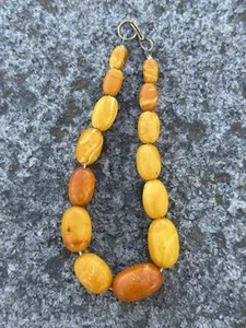 Antiguo collar de cuentas de ámbar báltico genuino natural caramelo yema de huevo 15 g - Imagen 1 de 19