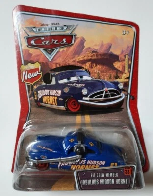 CARS Disney pixar Pit Crew member FABULOUS HUDSON HORNET mattel 33 WOC maclama - Immagine 1 di 2