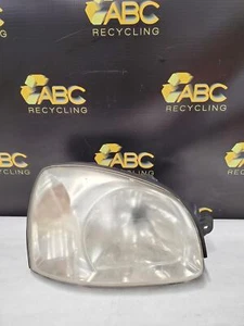2001-2006 Hyundai Santa Fe Right Passenger Headlight Assembly OEM - Picture 1 of 7