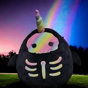 Rainbow Squishmallow Bufinda Skeleton Narwhal 12" Halloween Holiday Glow In Dark - Foto 1 di 11