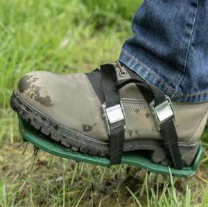 Aeratore scarificatore arieggiatore scarpe chiodate per prato giardino - Foto 1 di 9