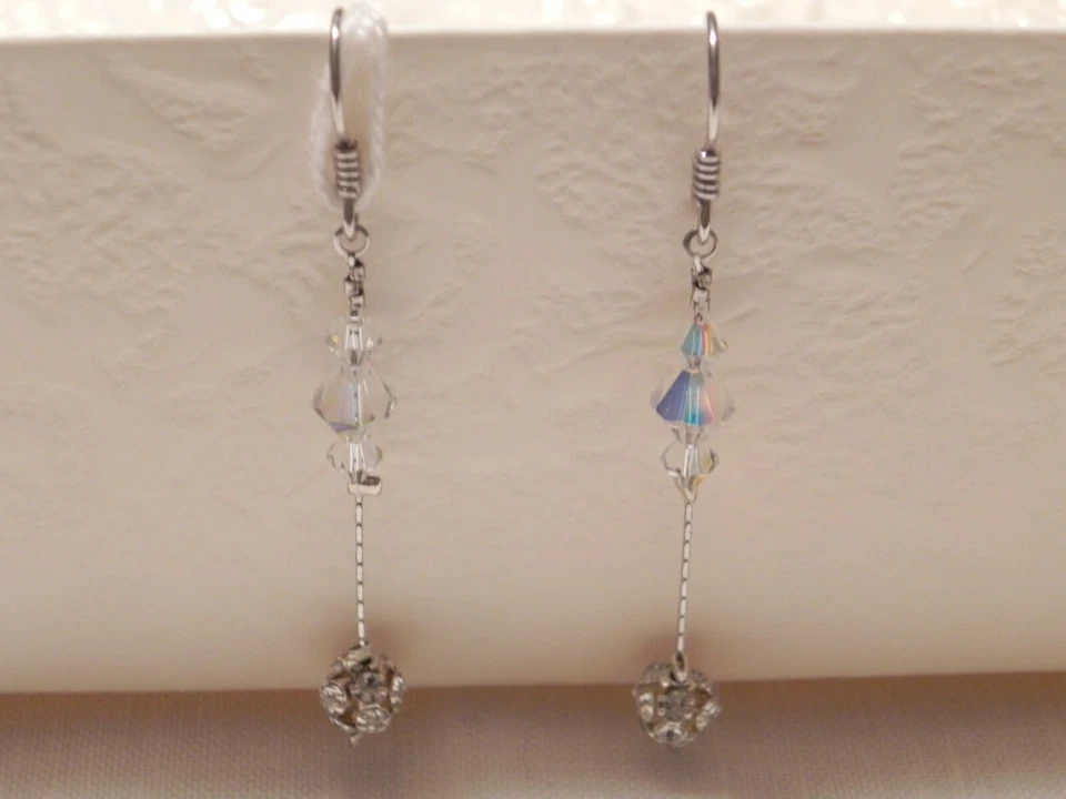 CREAZIONI - Orecchini lunghi in argento con swarovski - fatti a mano - BIJOUX - Immagine 1 di 1