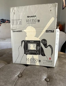 Sharp VL-E35U Viewcam Zoom Video8 LCD Camcorder VCR - IN ORIGINAL BOX - Picture 1 of 12