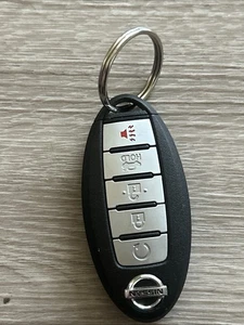 Original Nissan Car Fob - Picture 1 of 5