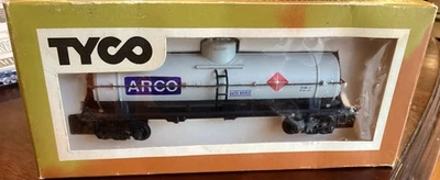 Coche cisterna ARCO escala NOS TYCO HO nuevo con caja Foto 1 de 3