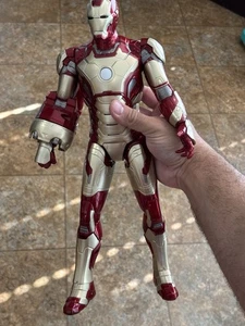 Electronic Talking Blasting 15 Inch Iron Man Avengers Action Figure Marvel 2012 - Picture 1 of 3