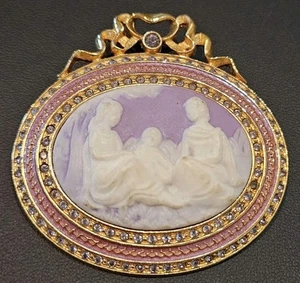 Joan Rivers Gold Tone Pink Cameo & Pink Rhinestones Brooch Pin - Picture 1 of 3