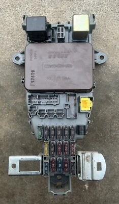 96 97 1996 Honda Odyssey debajo del tablero cabina caja de fusibles relés 38600-SV1-A02 Foto 1 de 4