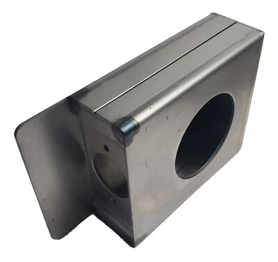 1 1/2" Single Hole Weldable Steel Lockbox for Doors and Gates (Fits most Locks) - Image 1 of 4