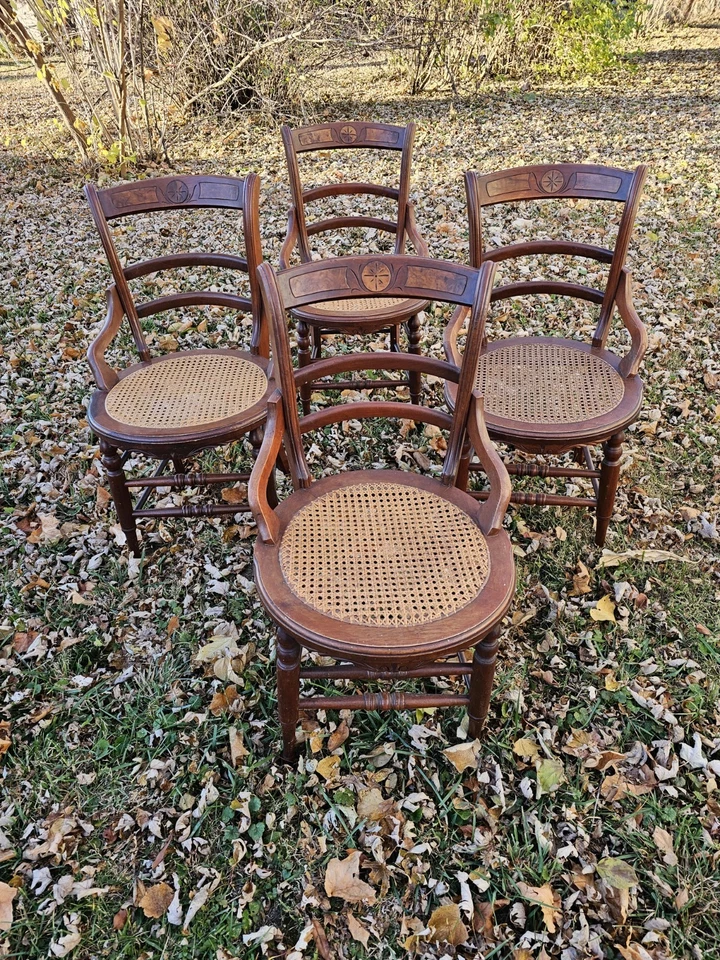 Sillas victorianas de madera maciza con respaldo de escalera - Juego de 2 Foto 1 de 4