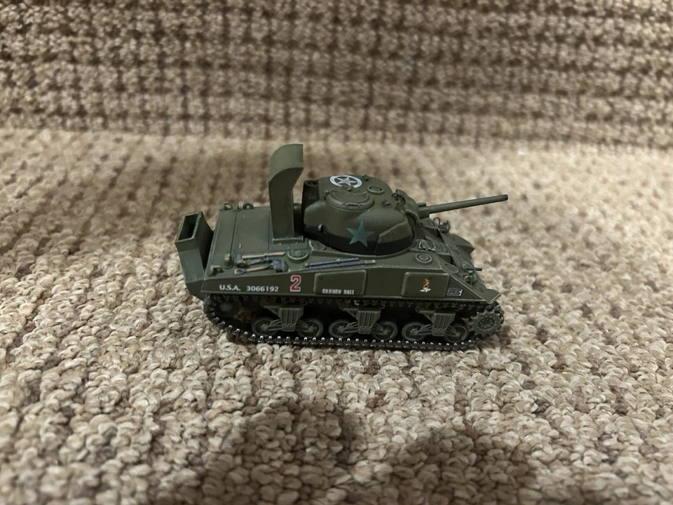 Dragon Armor 1:72 U.S. M4 Sherman w/Deep Wading Kit, Normandy 1944, No. 60369 - Image 1 of 4