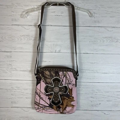 Bandolera BLAZIN ROXX Western camuflaje con cruz brillante y tachuelas Foto 1 de 4