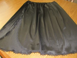 Vintage Vanity Fair Black All Nylon Half Slip with Side Slit Lace Trim Size Lge - Picture 1 of 9