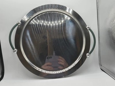 Bandeja redonda de acero inoxidable con asas verdes Lauffer Collection By Towle Foto 1 de 4