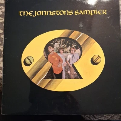 THE JOHNSTONS "THE JOHNSTONS SAMPLER" VINYL LP 1970 VG+ - Image 1 of 4