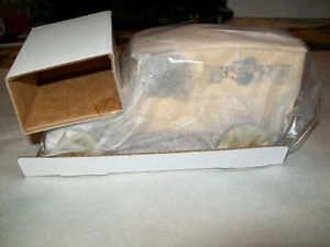 Ertl #213400 Performance Pioneer "Ed Roth No Rat Fink" 1916 Studebaker Panel MIB - Picture 1 of 10