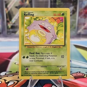 Koffing 51/102 Set Base Illimitato Vintage WOTC 1999 LP - Foto 1 di 2