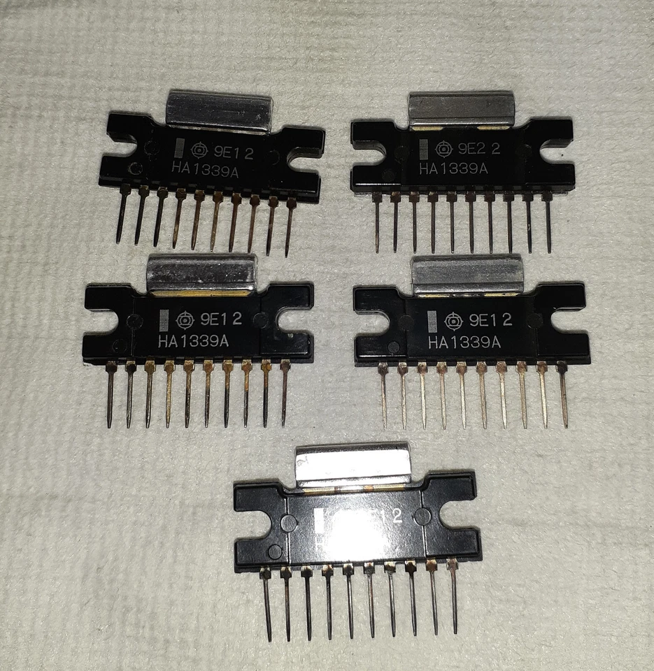 Hitachi HA1339A Amplifier Chip. NOS. - Image 1 of 1
