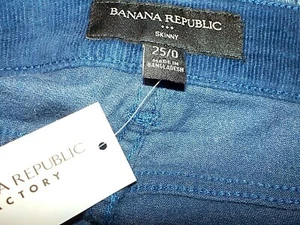 Her BANANA REPUBLIC "skinny"; ( 28 X 28 ); fine cords; blue ; N /w/ tags stretch - Picture 1 of 3