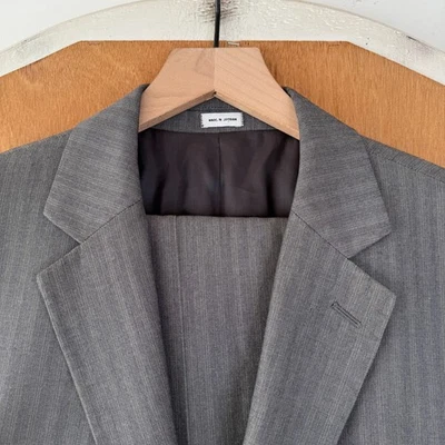 Calvin Klein Suit Mens 42R Gray 2 Button Pinstripe Sport Fabric Pants 34x32 Flat - Image 1 of 4