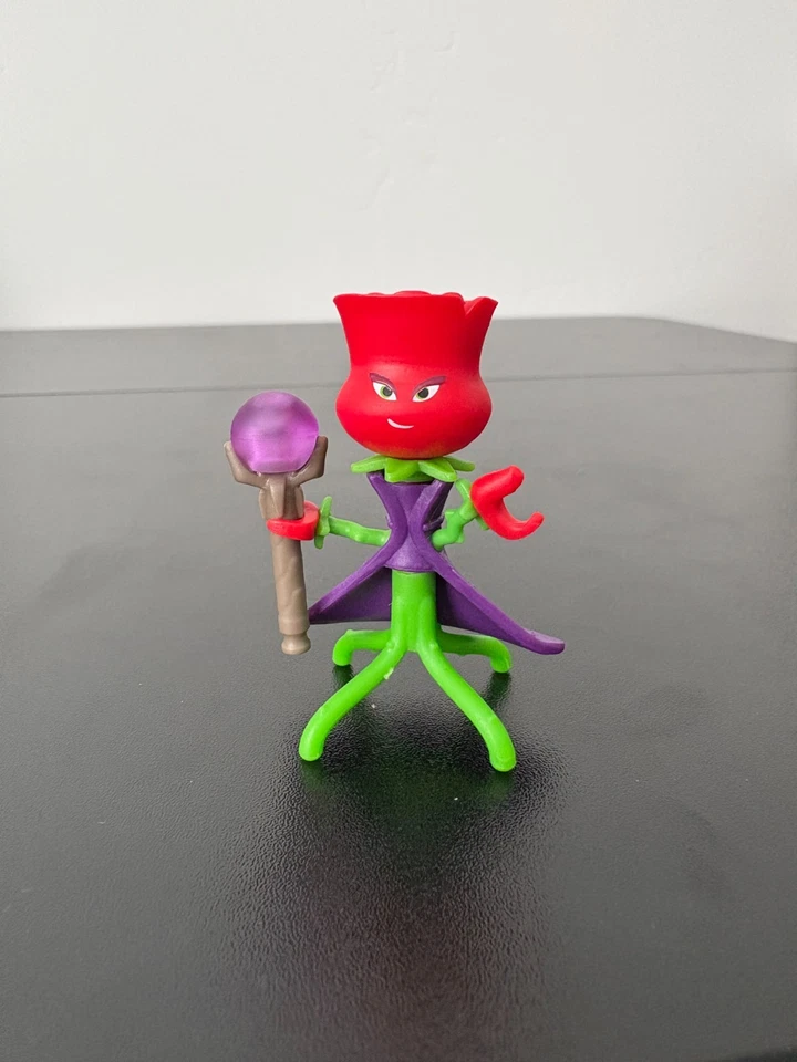 K'nex PVZ Plants vs. Zombies GW2 Rose 2" Mini Figure Series 5 Garden Warfare - Image 1 of 1
