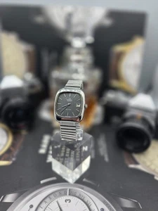 Omega De Ville De Colección - Estuche Cuadrado Guijarro - Esfera Chevron Gris - Para Reparación - Imagen 1 de 17