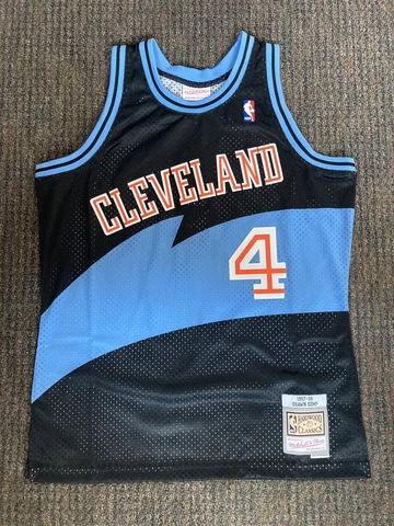 Mitchell & Ness NBA Cleveland Cavaliers Shawn Kemp 97-98 Swingman Jersey Size L Cover
