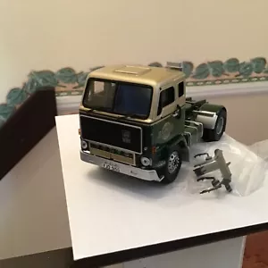 TRATTORE STRADALE PESANTE 4x2 VOLVO F88 H.E. PAYNE INTERNATIONAL - SCALA 1:50 - Foto 1 di 5