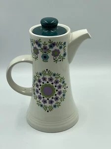 Cafetera vintage Royal Tudor Ware Barker Bros cerámica blanca con diseño floral - Imagen 1 de 17