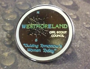Westmoreland Girl Scout Council Vintage Pin Insignia Guiando Tomorrow's Women Today - Imagen 1 de 3