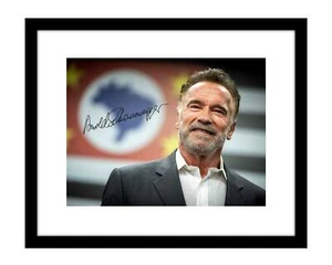 Arnold Schwarzenegger 8x10 Signed photo Terminator bodybuilding autographed - Picture 1 of 2