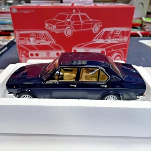 LAUDORACING Alfa Romeo 1.6 blu olandese 1975 1\18 ed limitata - Foto 1 di 4